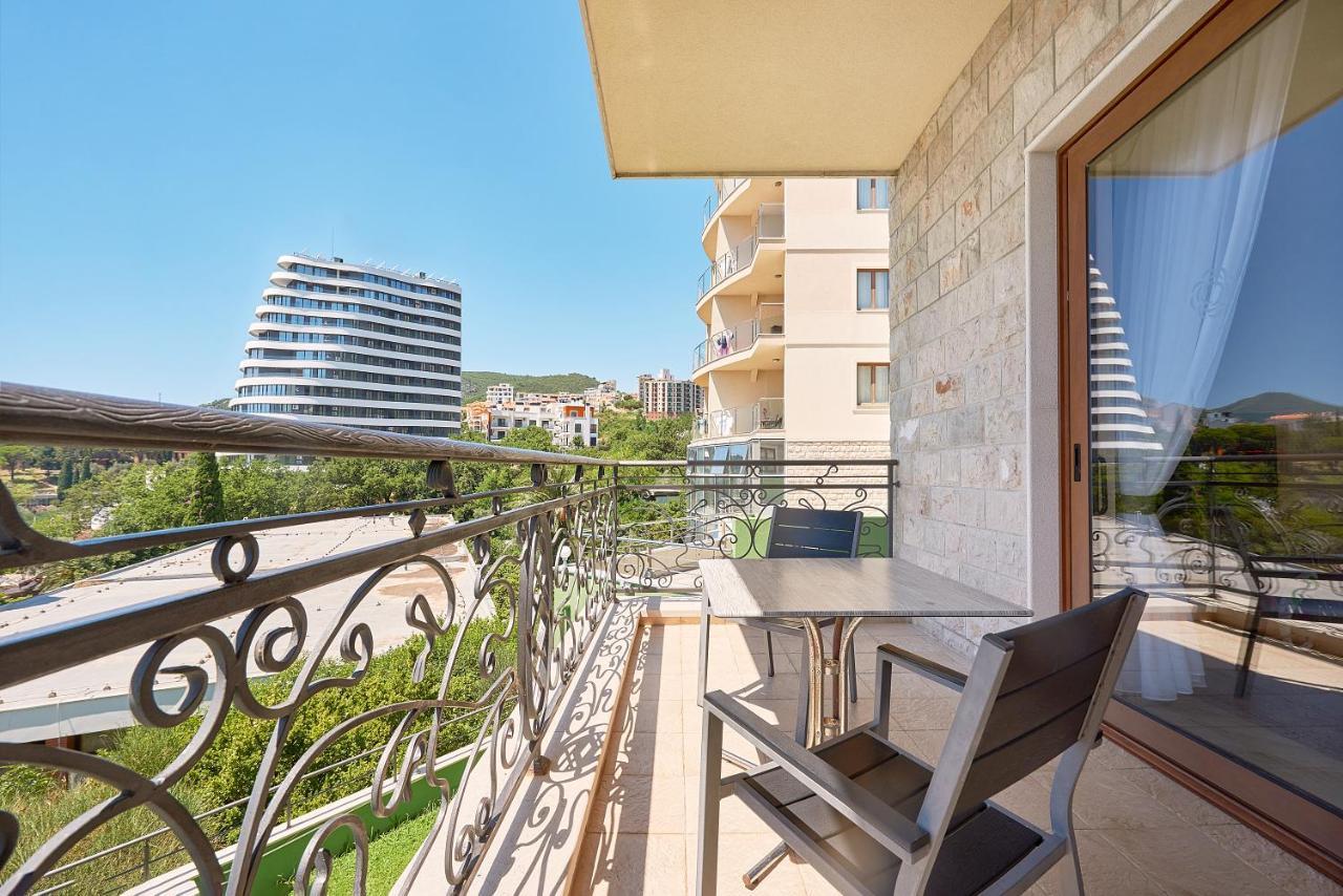 Bečići Villa Allende מראה חיצוני תמונה