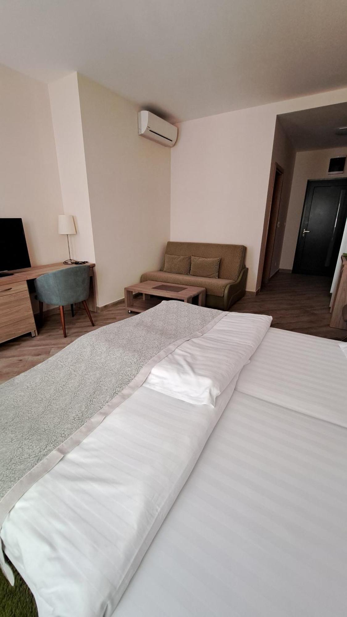 Bečići Villa Allende מראה חיצוני תמונה