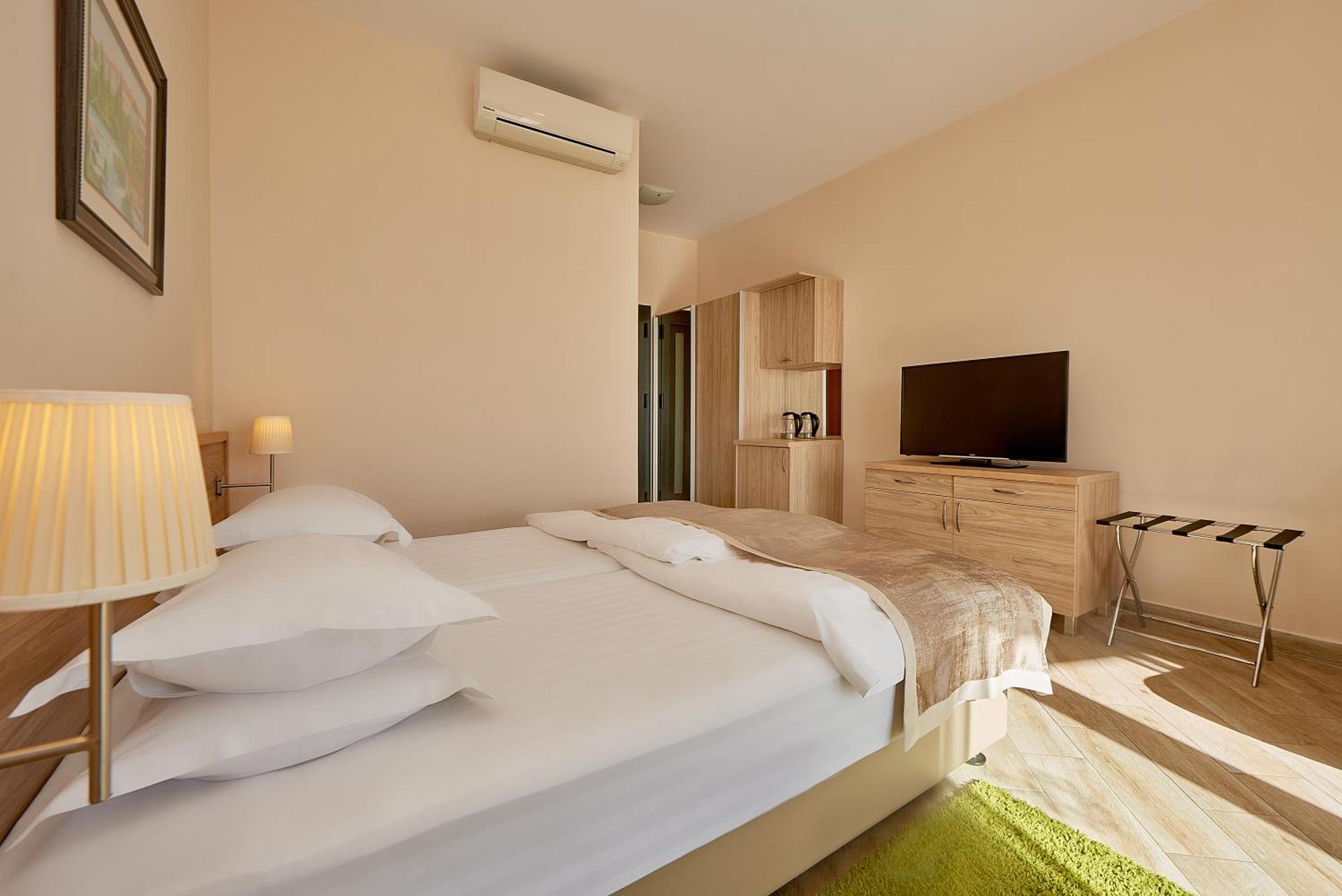 Bečići Villa Allende מראה חיצוני תמונה